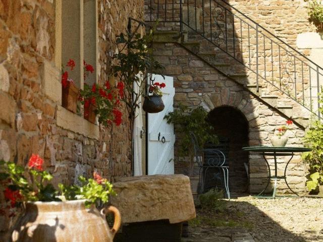 Le Vieux Chateau Bed & Breakfast Leynes Eksteriør bilde